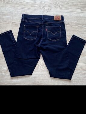 Levi’s 311 shaping skinny jeans
